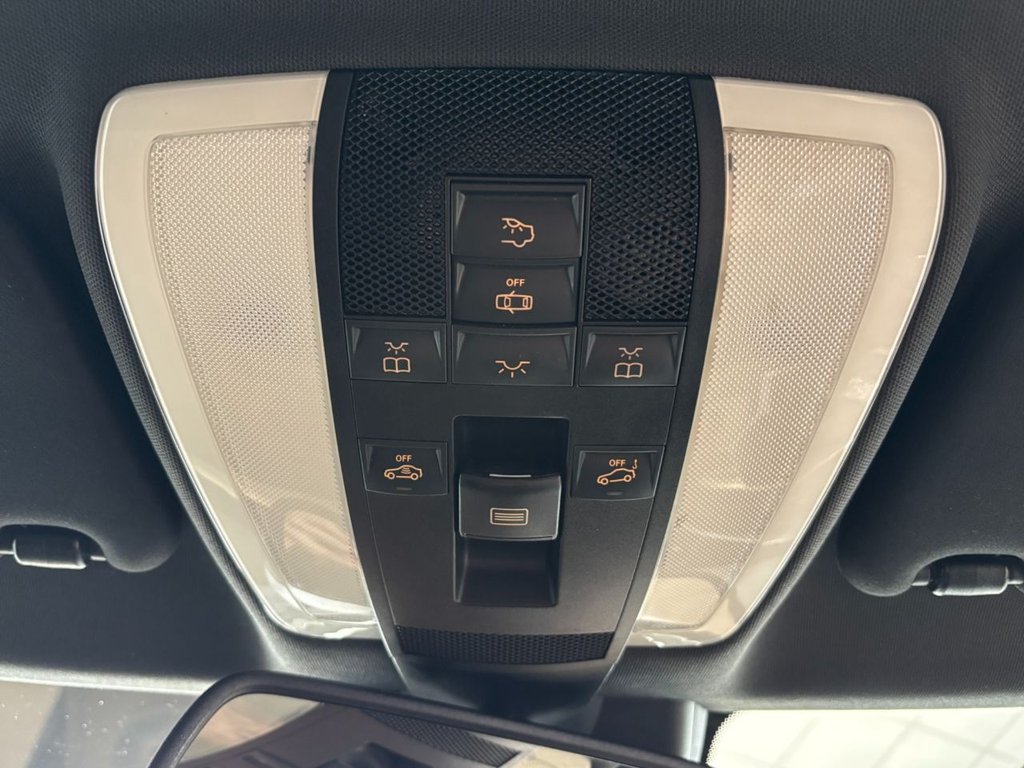 Used Mercedes-Benz C Class 2015 for sale - 77583277: Photo 45