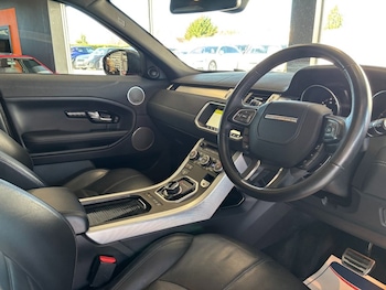 Used Land Rover Range Rover Evoque 2017 for sale - 77936187: Photo