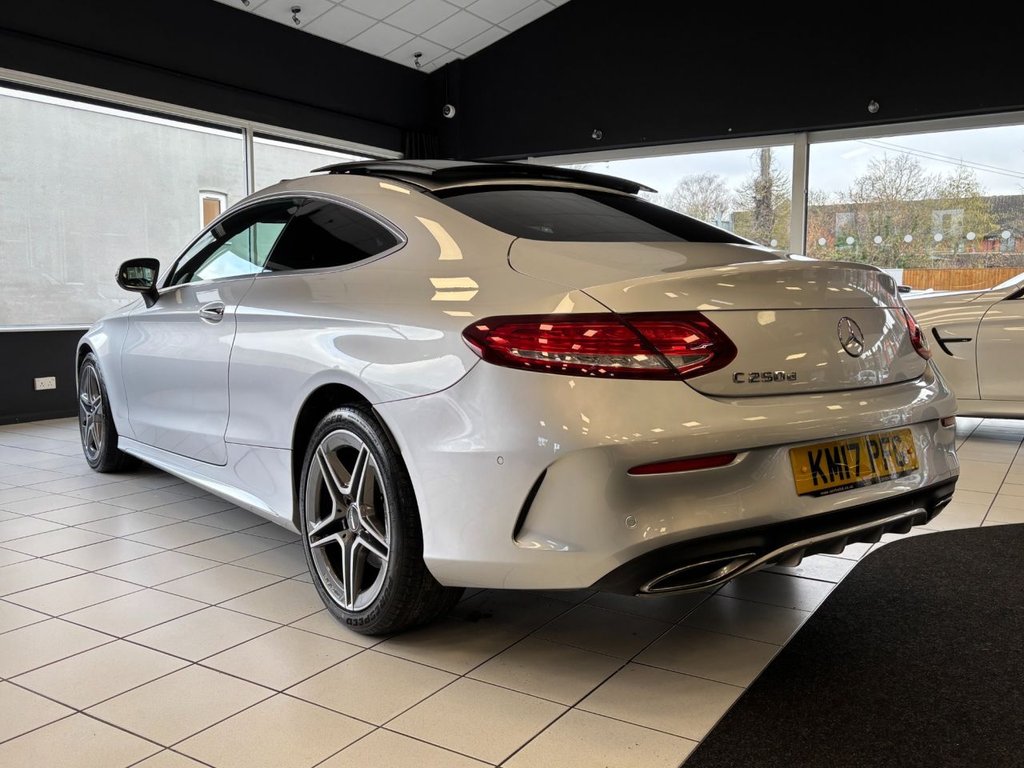 Used Mercedes-Benz C Class 2017 for sale - 77498935: Photo 11