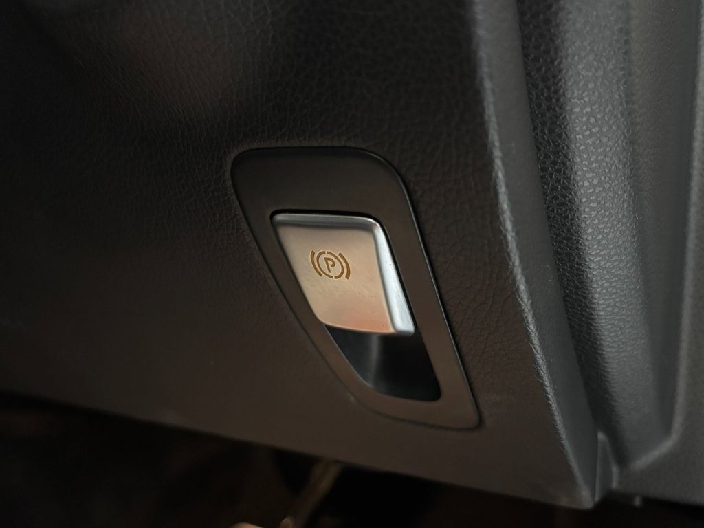 Used Mercedes-Benz C Class 2017 for sale - 77498935: Photo 36