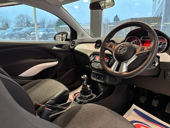 Used Vauxhall ADAM 2018 for sale - 77212899: Photo