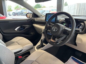 Used Toyota Yaris 2023 for sale - 78413715: Photo