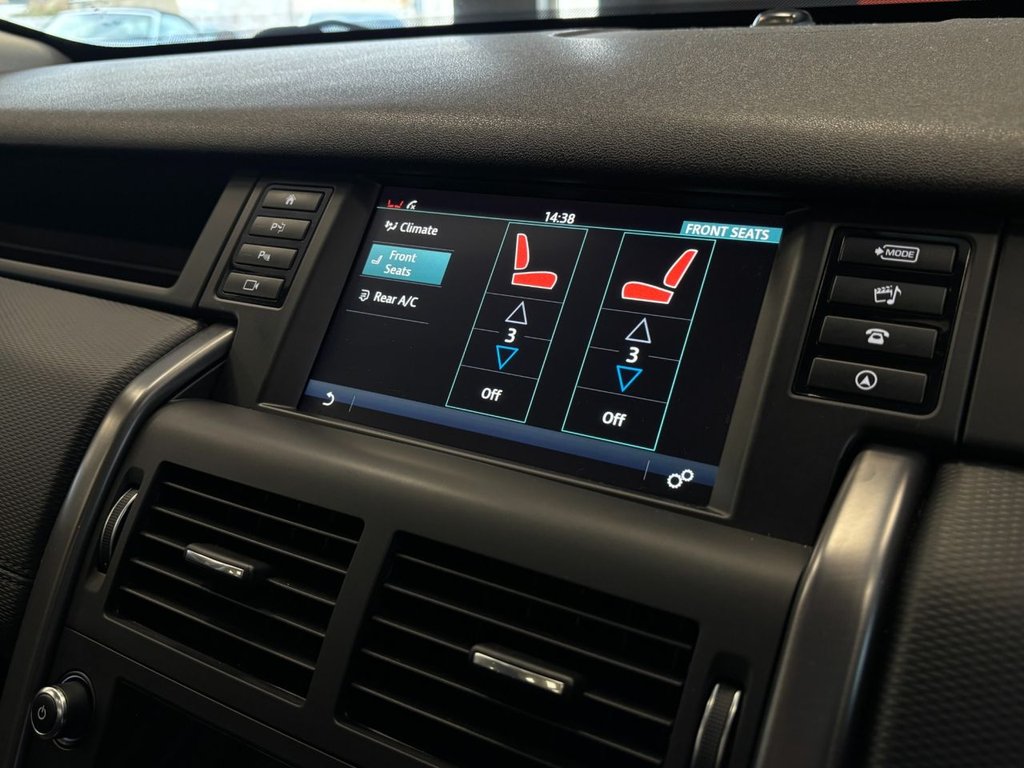 Used Land Rover Discovery Sport 2018 for sale - 76740300: Photo 31