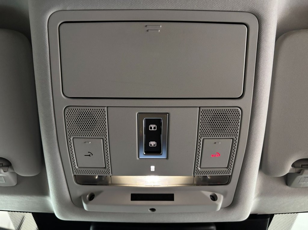 Used Land Rover Discovery Sport 2018 for sale - 76740300: Photo 40