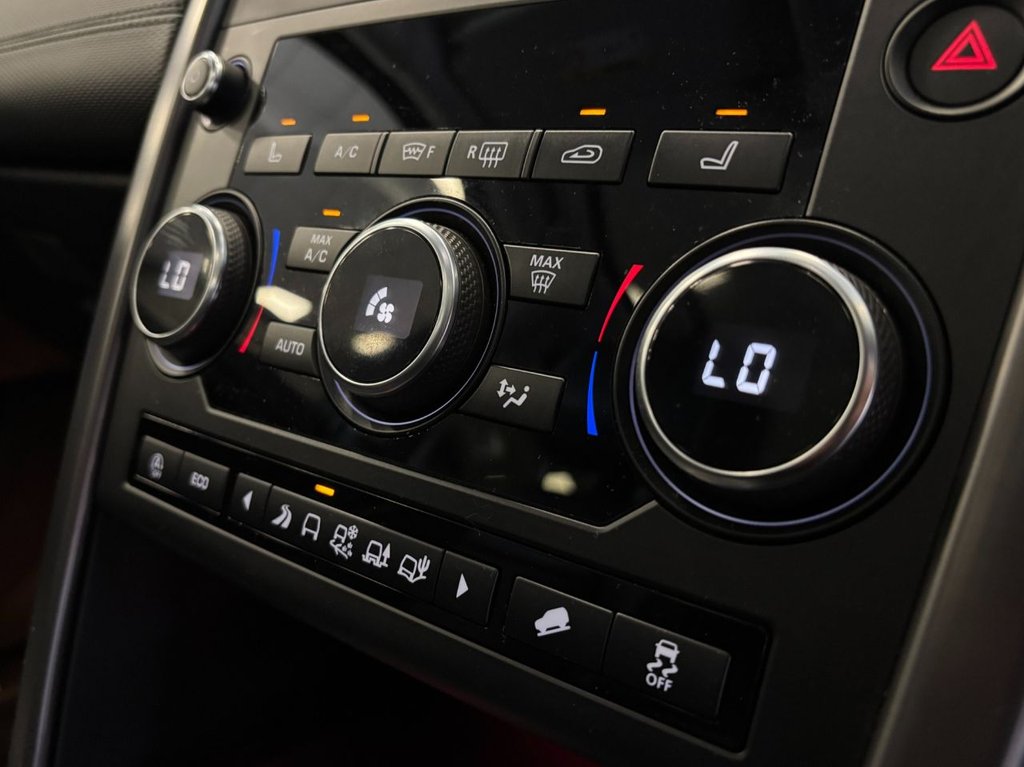 Used Land Rover Discovery Sport 2018 for sale - 76740300: Photo 41