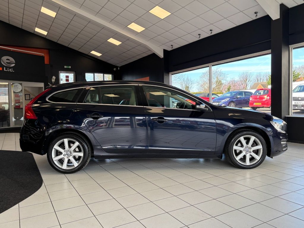 Used Volvo V60 2018 for sale - 77719744: Photo 16