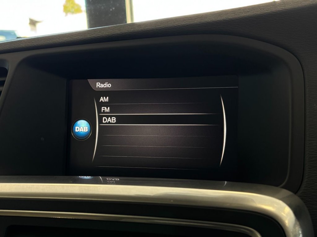 Used Volvo V60 2018 for sale - 77719744: Photo 28