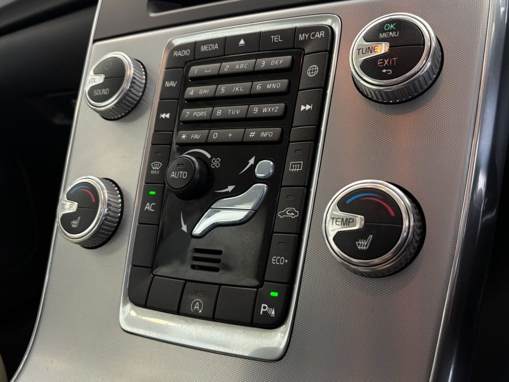 Used Volvo V60 2018 for sale - 77719744: Photo 34