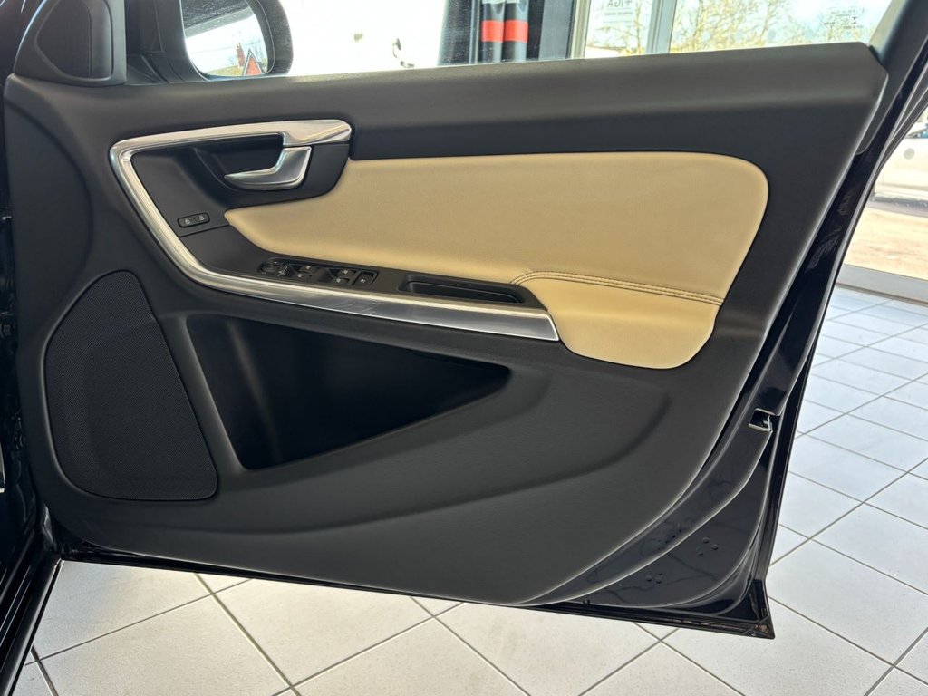 Used Volvo V60 2018 for sale - 77719744: Photo 45