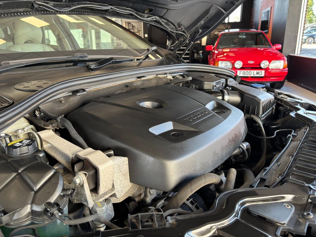 Used Volvo V60 2018 for sale - 77719744: Photo 46