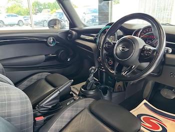 Used MINI Hatch 2017 for sale - 79437785: Photo