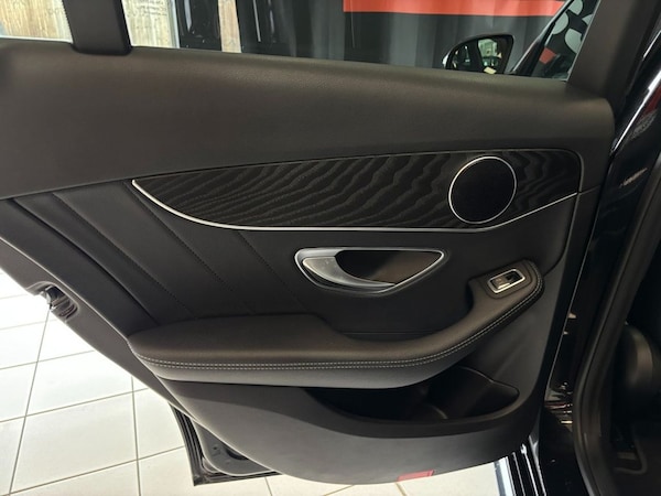 Used Mercedes-Benz C Class 2019 for sale - 76323320: Photo 50