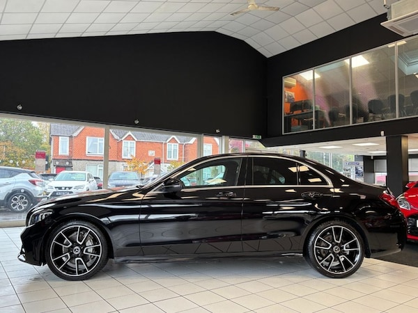 Used Mercedes-Benz C Class 2019 for sale - 76323320: Photo 8