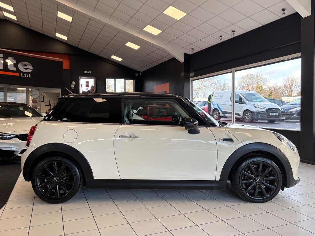 Used MINI Hatch 2018 for sale - 77263408: Photo 18
