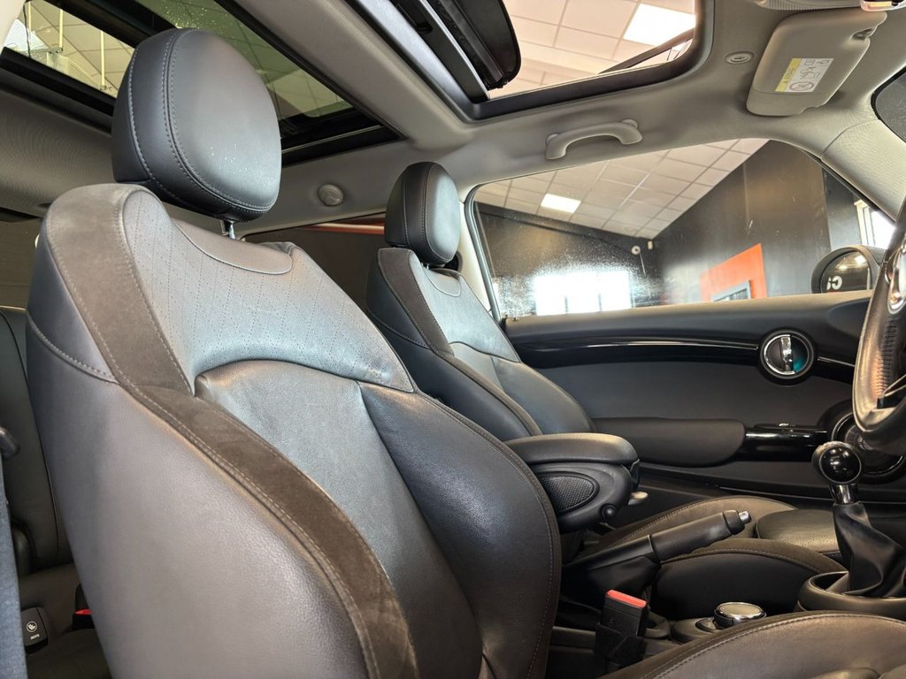 Used MINI Hatch 2018 for sale - 77263408: Photo 24