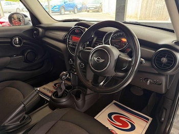 Used MINI Hatch 2017 for sale - 78931093: Photo