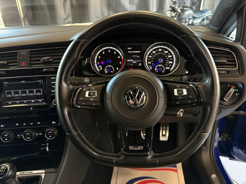 Used Volkswagen Golf 2014 for sale - 76376334: Photo 25