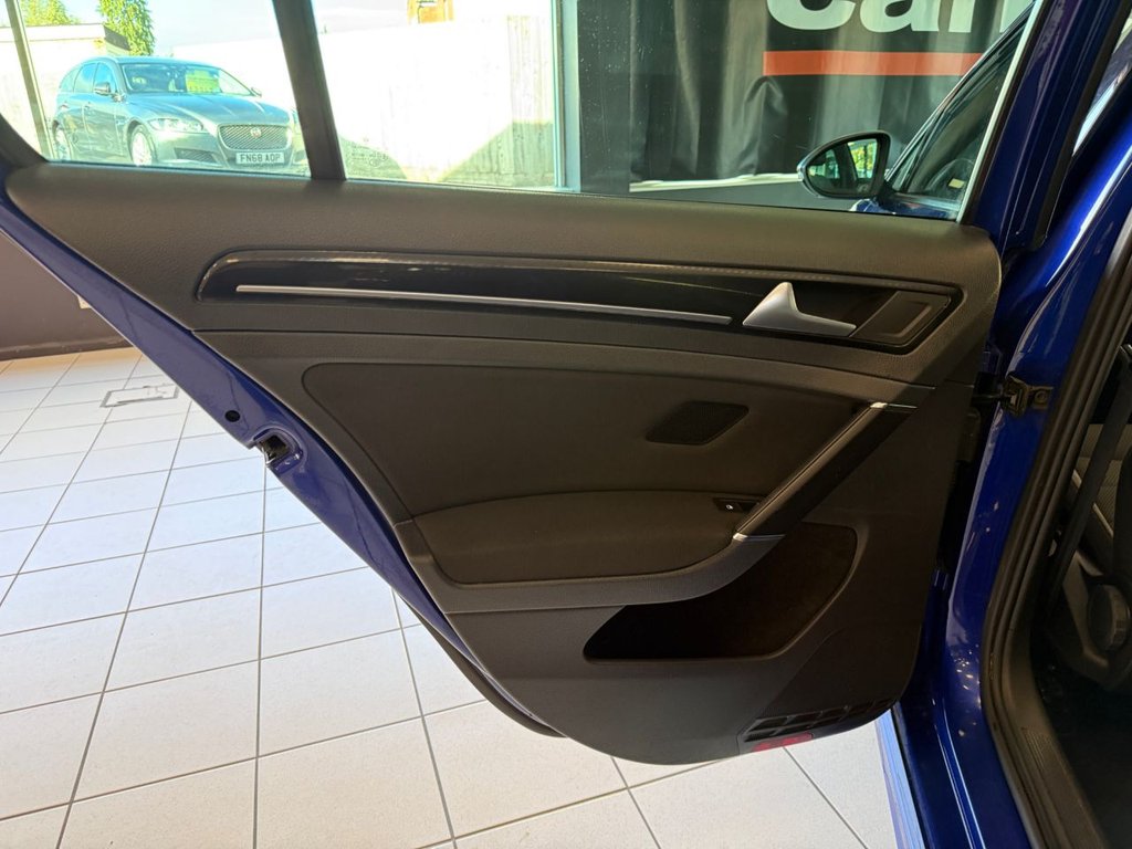 Used Volkswagen Golf 2014 for sale - 76376334: Photo 41