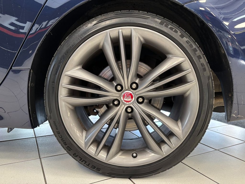 Used Jaguar XJ 2016 for sale - 76333328: Photo 19