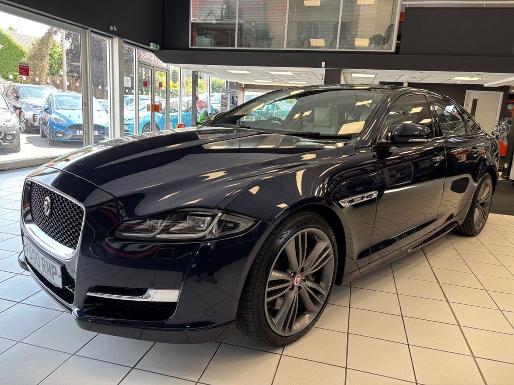 Used Jaguar XJ 2016 for sale - 76333328: Photo 6