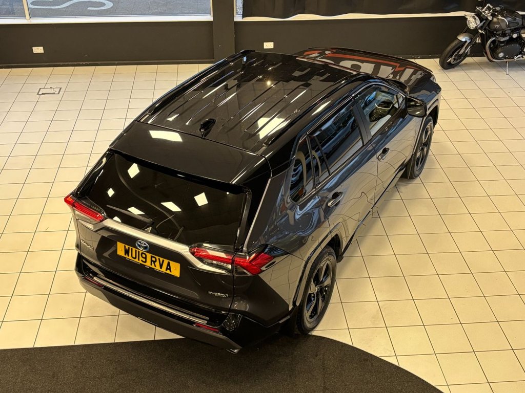 Used Toyota RAV4 2019 for sale - 76417865: Photo 15