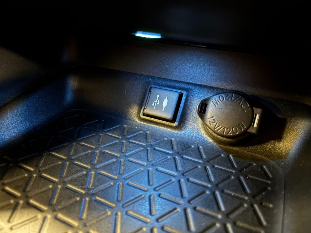 Used Toyota RAV4 2019 for sale - 76417865: Photo 48