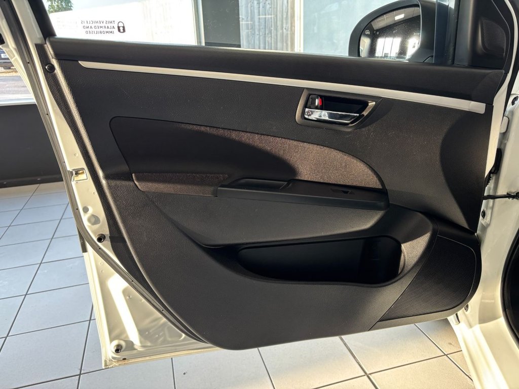 Used Suzuki Swift 2014 for sale - 77805940: Photo 38