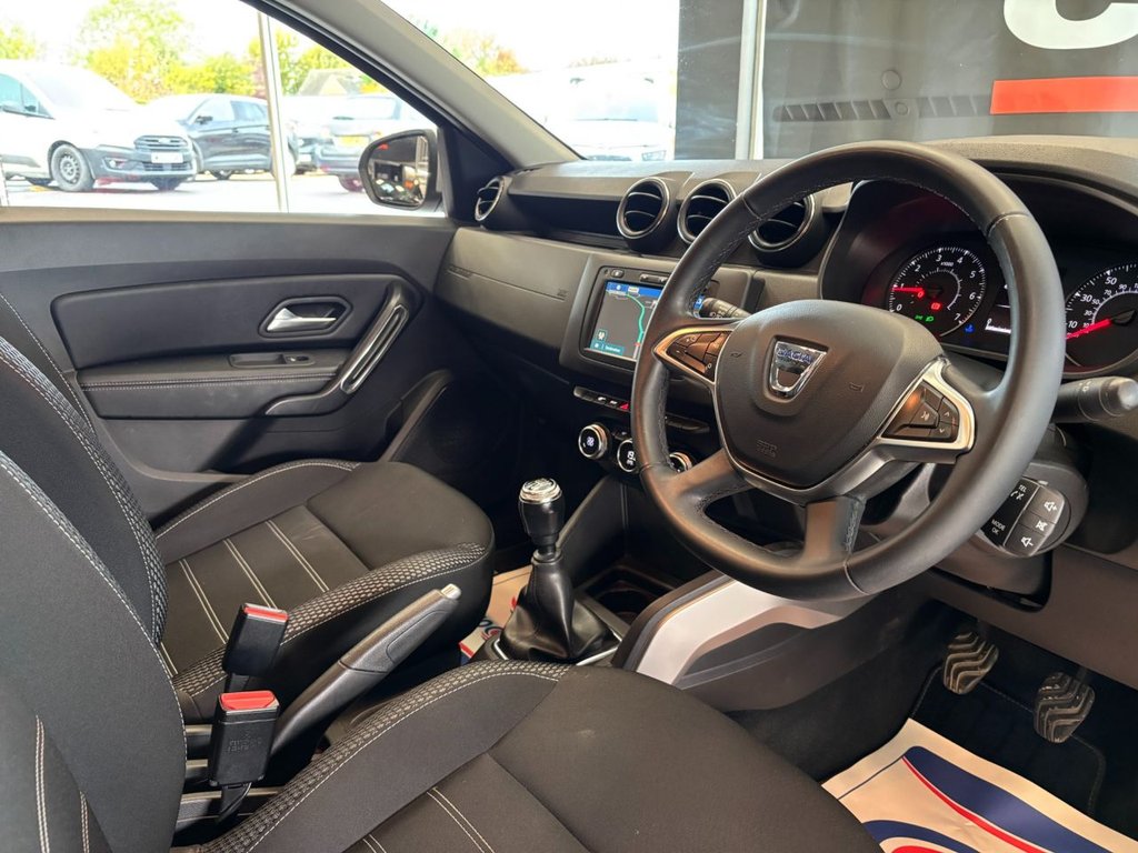 Used Dacia Duster 2018 for sale - 76417950: Photo 2