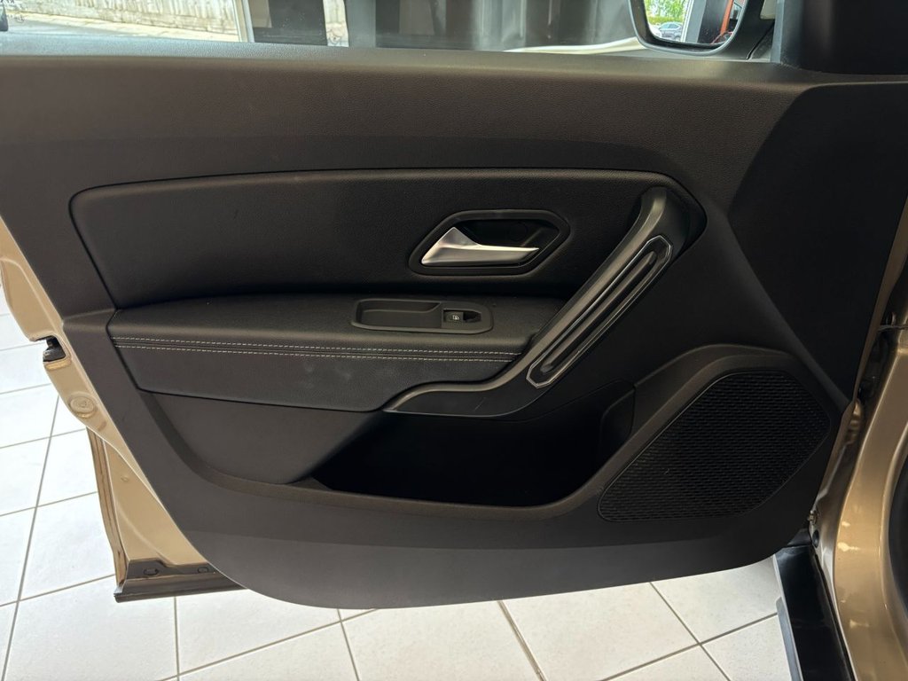 Used Dacia Duster 2018 for sale - 76417950: Photo 43