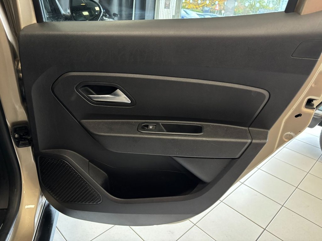 Used Dacia Duster 2018 for sale - 76417950: Photo 49