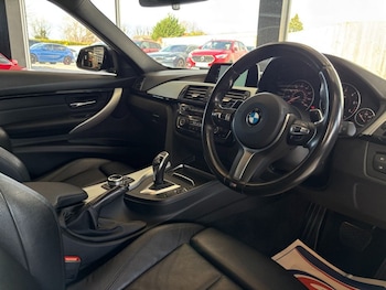 Used BMW 3 Series 2017 for sale - 77919828: Photo