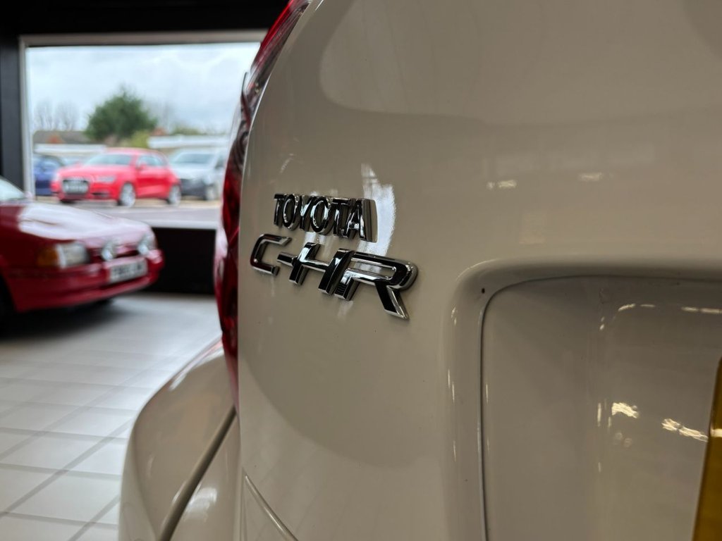 Used Toyota C-HR 2018 for sale - 77499449: Photo 14