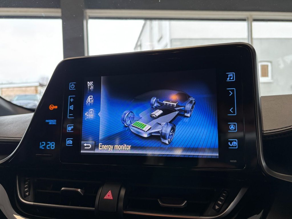 Used Toyota C-HR 2018 for sale - 77499449: Photo 36