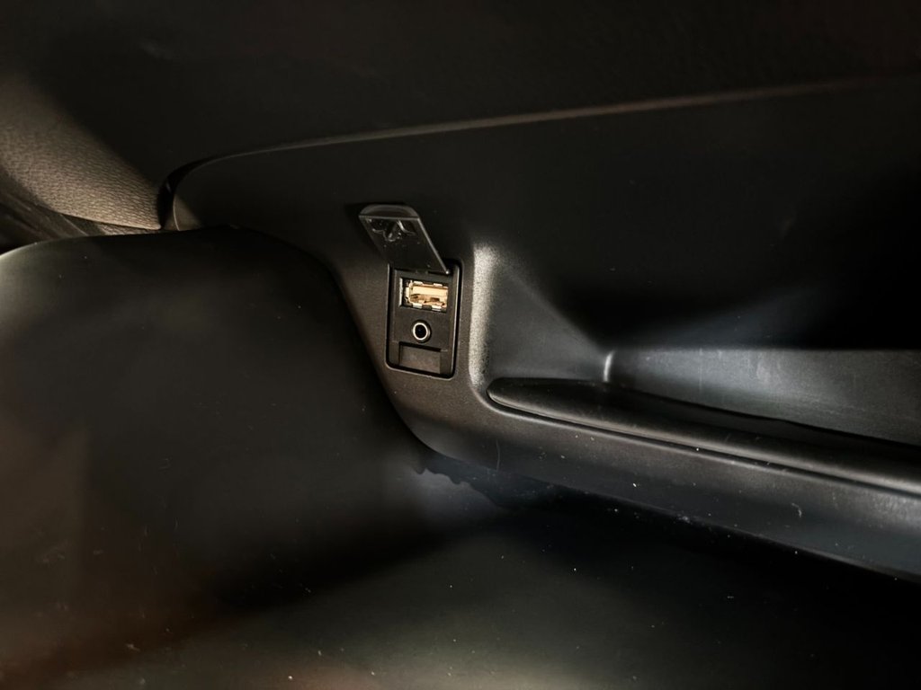 Used Toyota C-HR 2018 for sale - 77499449: Photo 42