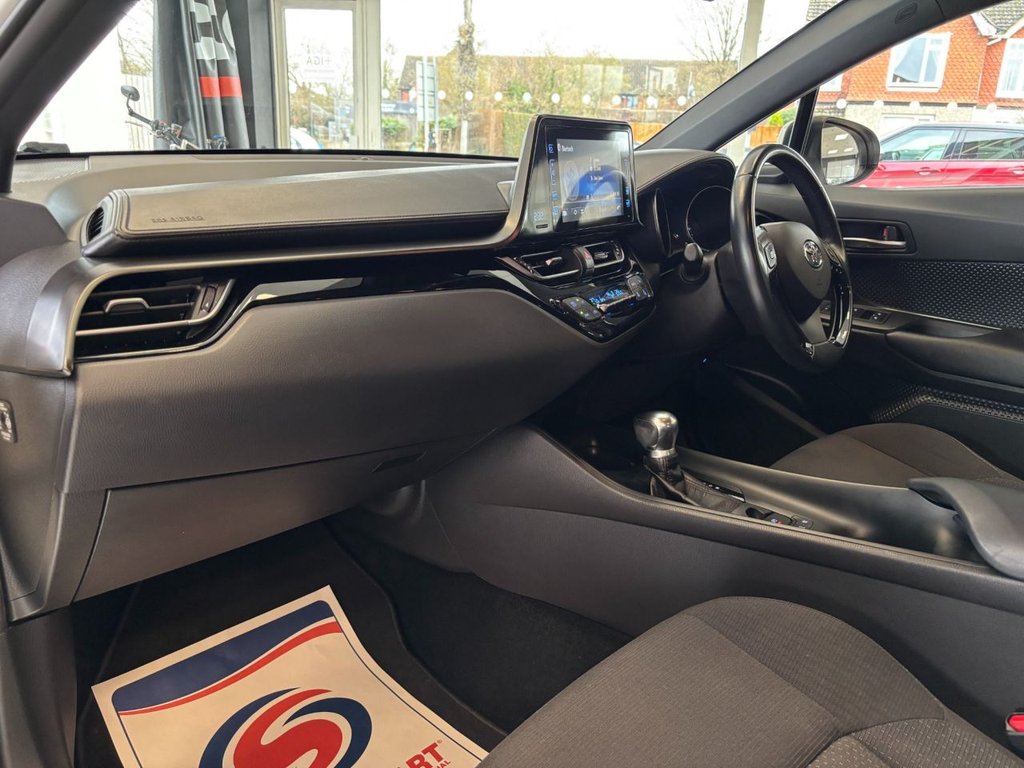 Used Toyota C-HR 2018 for sale - 77499449: Photo 46