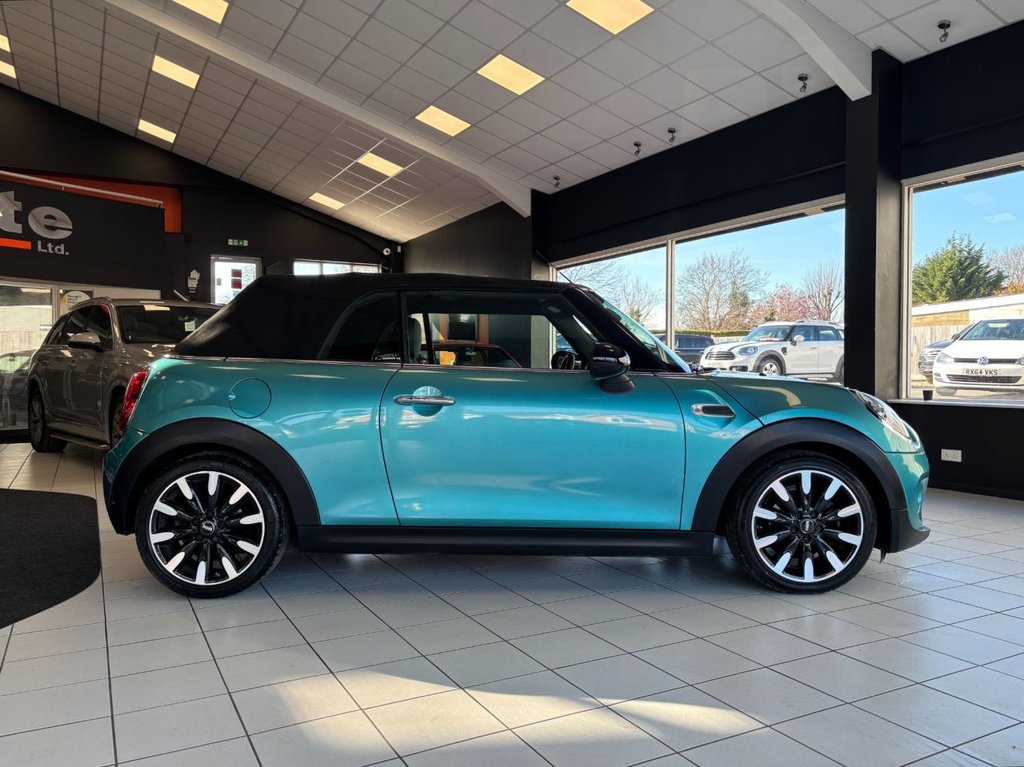Used MINI Convertible 2018 for sale - 77936208: Photo 25