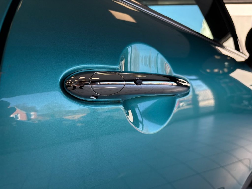 Used MINI Convertible 2018 for sale - 77936208: Photo 26