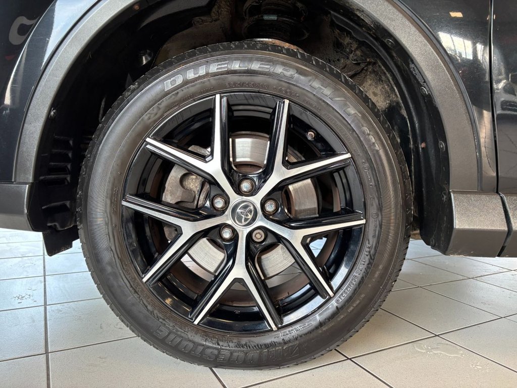 Used Toyota RAV4 2017 for sale - 76132244: Photo 18
