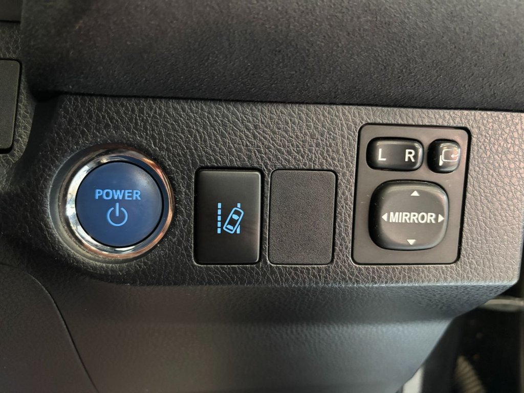 Used Toyota RAV4 2017 for sale - 76132244: Photo 28