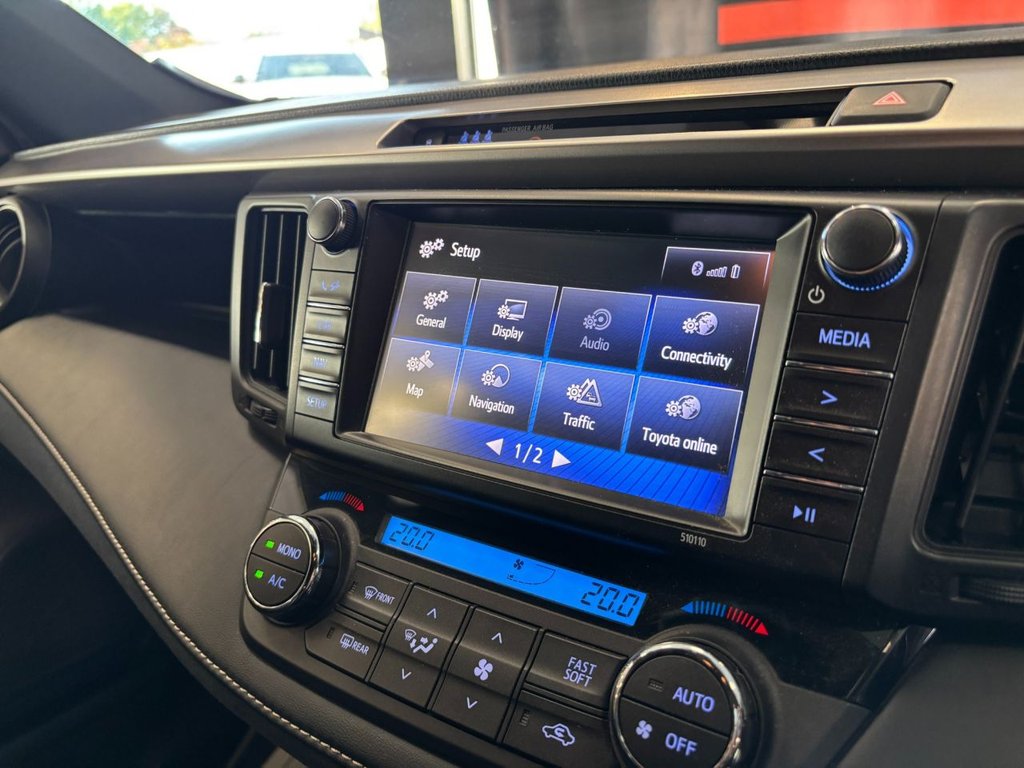 Used Toyota RAV4 2017 for sale - 76132244: Photo 32
