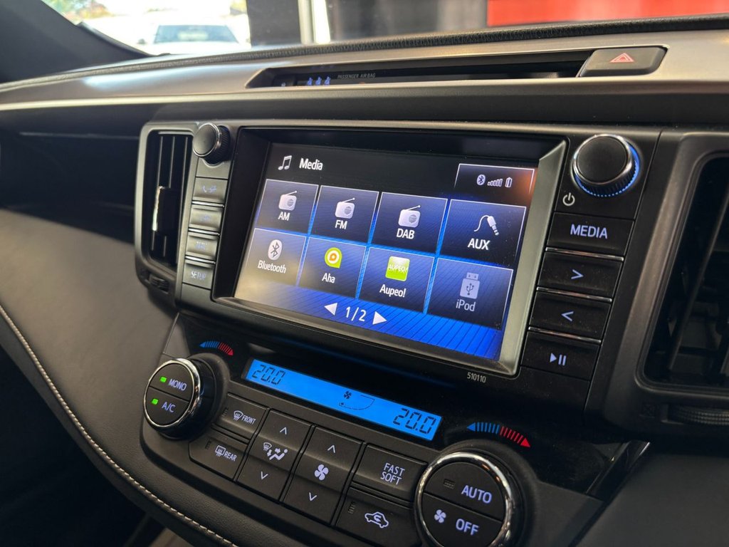 Used Toyota RAV4 2017 for sale - 76132244: Photo 34