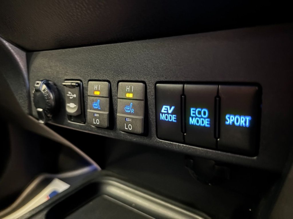 Used Toyota RAV4 2017 for sale - 76132244: Photo 43