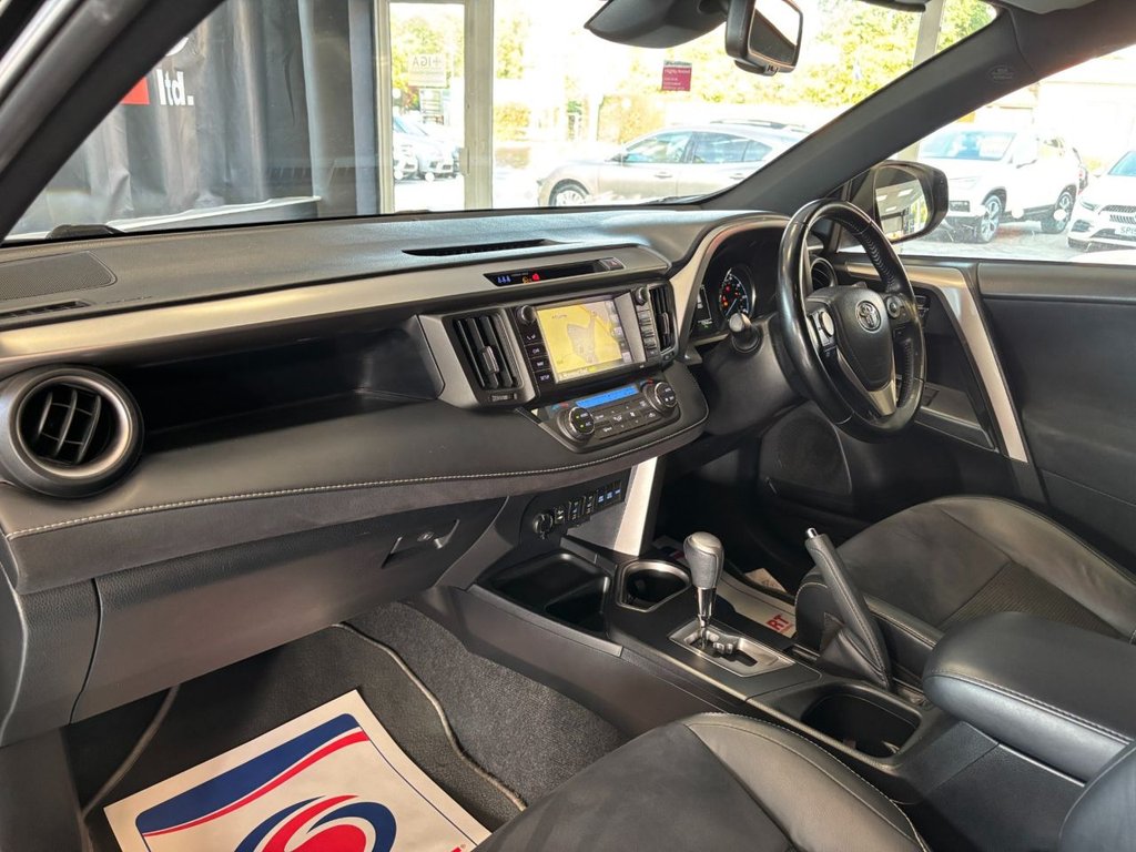 Used Toyota RAV4 2017 for sale - 76132244: Photo 48