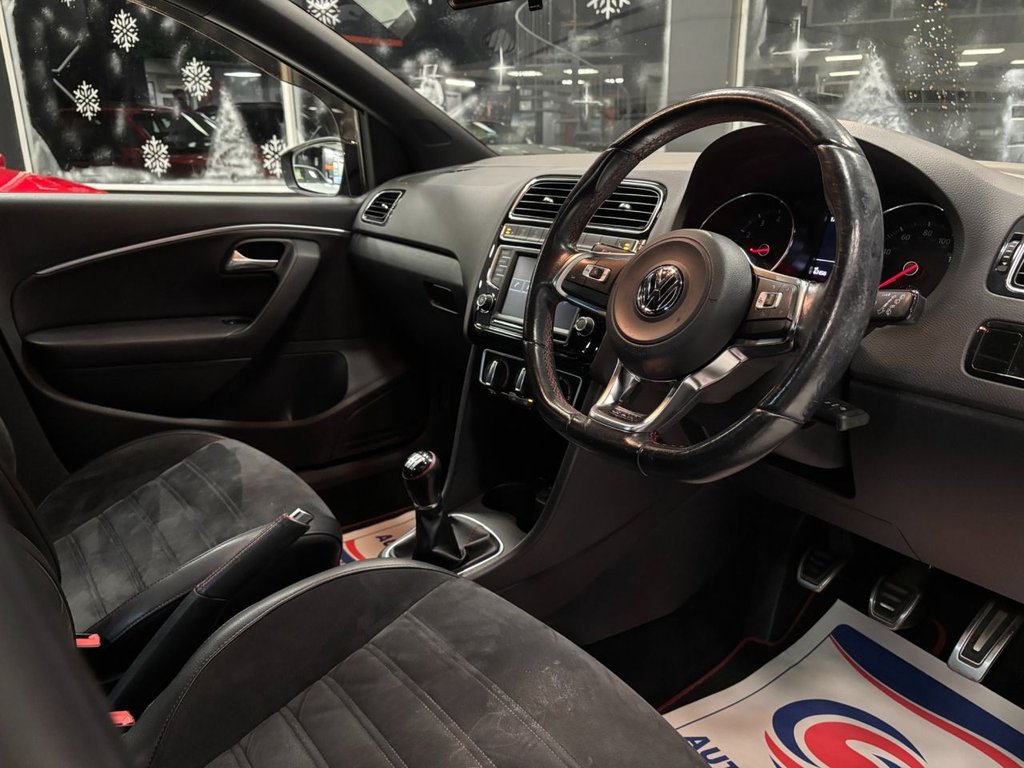 Used Volkswagen Polo 2016 for sale - 77065093: Photo 2