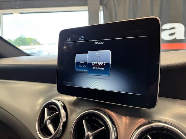 Used Mercedes-Benz GLA 2018 for sale - 76147357: Photo 31