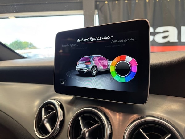 Used Mercedes-Benz GLA 2018 for sale - 76147357: Photo 33