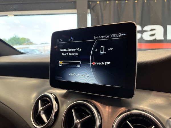 Used Mercedes-Benz GLA 2018 for sale - 76147357: Photo 37