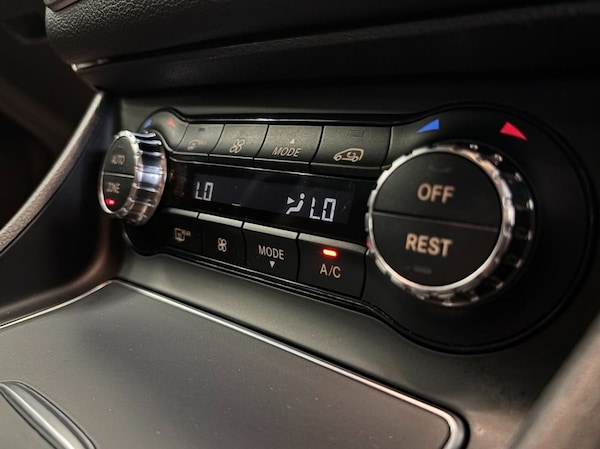 Used Mercedes-Benz GLA 2018 for sale - 76147357: Photo 47