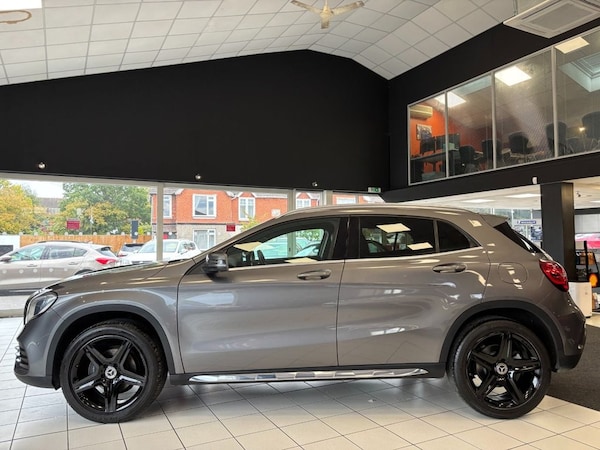 Used Mercedes-Benz GLA 2018 for sale - 76147357: Photo 8