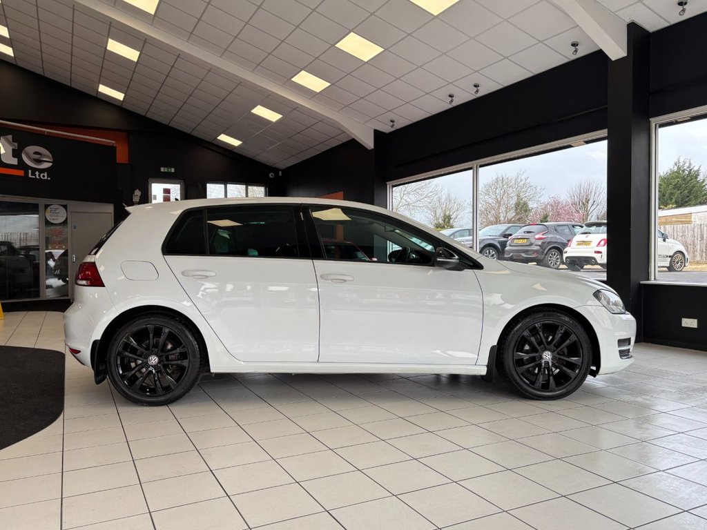 Used Volkswagen Golf 2014 for sale - 77879529: Photo 17